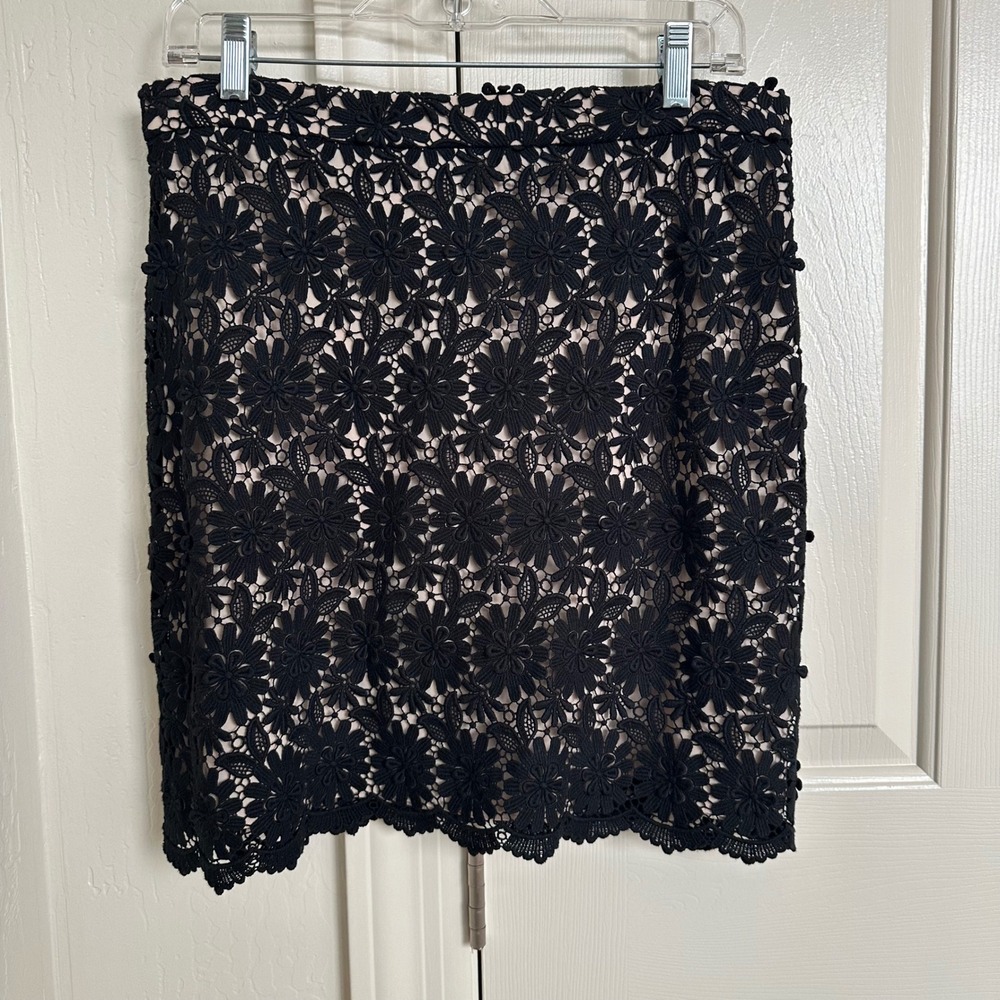 Alice + Olivia Farrel‎ Black Floral Guipure Lace Mini Skirt – Size 10